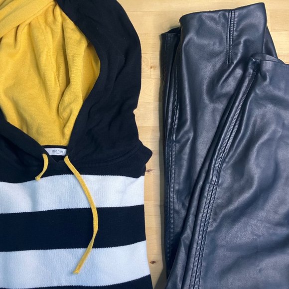 Striped Manari hooded sweater with yellow details - Picture 5 of 5